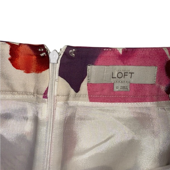LOFT Multicolor Pink Red Purple Floral Mini Skirt Size 12 - Picture 5 of 6